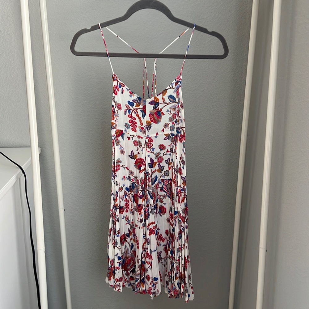Flows beautiful dress
